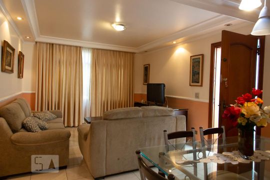 Sala de casa à venda com 3 quartos, 185m² em Vila Nova Conceição, São Paulo