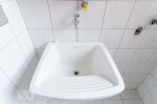 Lavanderia de apartamento para alugar com 3 quartos, 72m² em Chácara Inglesa, São Paulo