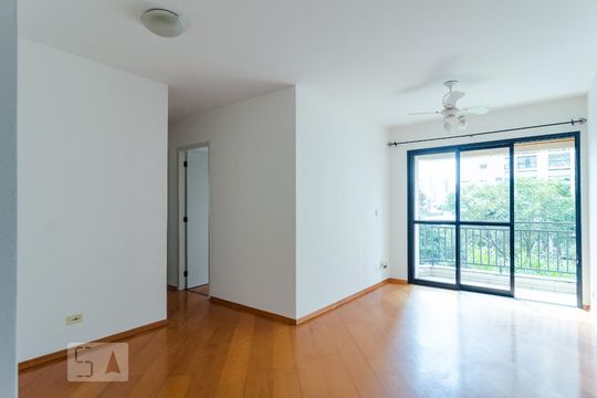 Apartamento para alugar com 3 quartos, 72m² em Chácara Inglesa, São Paulo