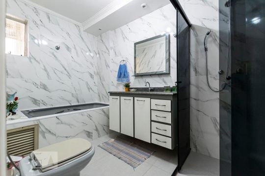 Banheiro de apartamento à venda com 1 quarto, 71m² em Vila Mariana, São Paulo