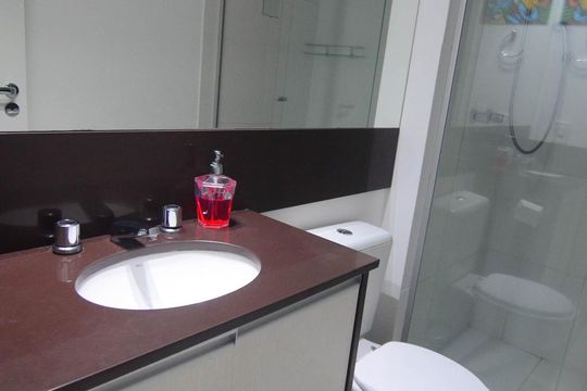 Banheiro Suíte de apartamento à venda com 2 quartos, 68m² em Marechal Rondon, Canoas