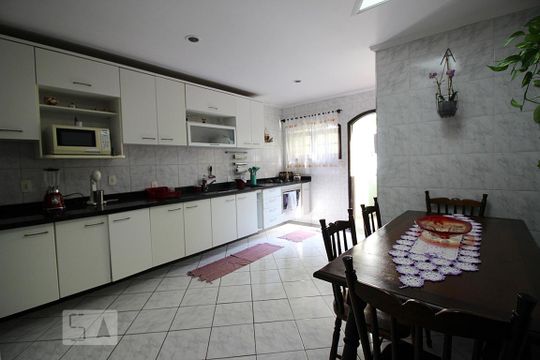 Cozinha de casa à venda com 3 quartos, 175m² em Santa Terezinha, São Bernardo do Campo