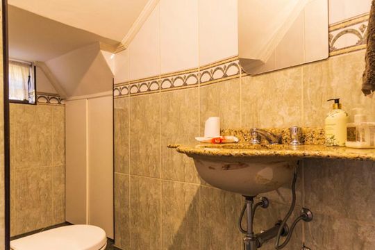 Lavabo de casa para alugar com 3 quartos, 198m² em São Judas, São Paulo