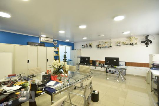 Salão - parte frontal - piso superior de casa para alugar com 6 quartos, 417m² em Vila Prudente, São Paulo