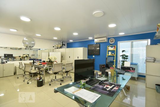 Salão - parte frontal - piso superior de casa para alugar com 6 quartos, 417m² em Vila Prudente, São Paulo