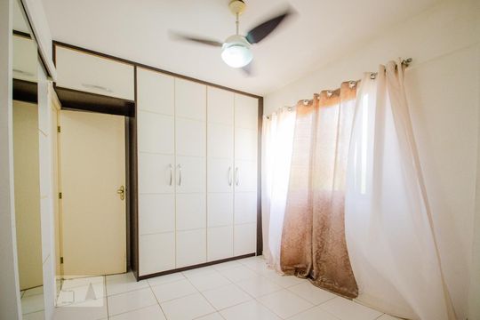 Quarto 2 - Suíte de apartamento para alugar com 2 quartos, 74m² em Jardim Placaford - Edif. San Gabriel, Salvador