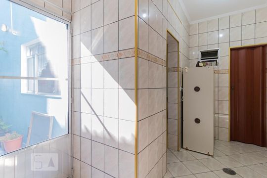 Área de Serviço de casa à venda com 3 quartos, 198m² em Vila Sílvia, São Paulo
