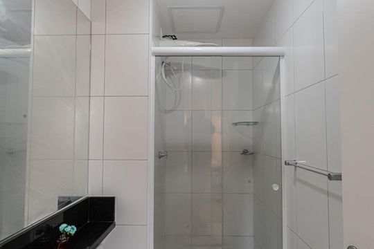Banheiro Social de apartamento à venda com 1 quarto, 34m² em Jardim Brasília (zona Norte), São Paulo