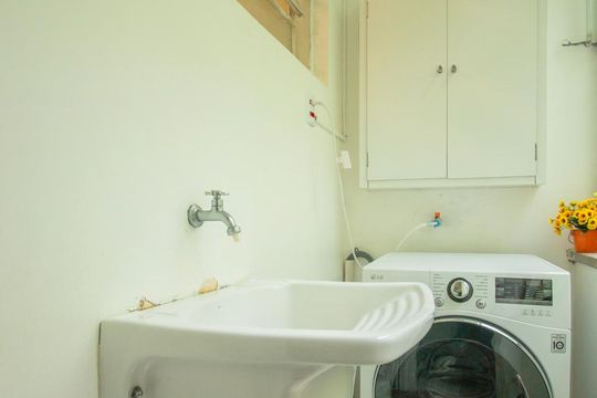 Área de Serviço de apartamento à venda com 3 quartos, 59m² em Cristo Redentor, Porto Alegre