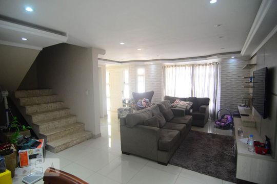 Sala de casa à venda com 4 quartos, 250m² em Estância Velha, Canoas