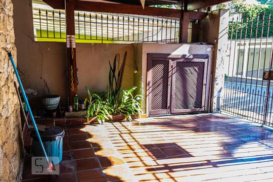 Garagem de casa à venda com 3 quartos, 168m² em Campo Belo, São Paulo