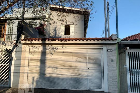 Fachada de casa para alugar com 2 quartos, 210m² em Brooklin Paulista, São Paulo