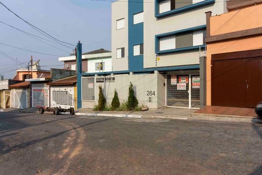 Fachada de apartamento à venda com 2 quartos, 40m² em Parque Boturussu, São Paulo