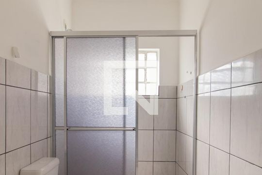 Banheiro de apartamento à venda com 2 quartos, 64m² em Cidade Baixa, Porto Alegre