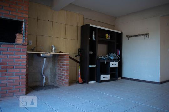 Churrasqueira de casa à venda com 4 quartos, 224m² em Medianeira, Porto Alegre