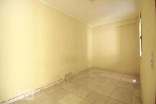Quarto 2 de apartamento para alugar com 2 quartos, 55m² em Vila Brasilina, São Paulo