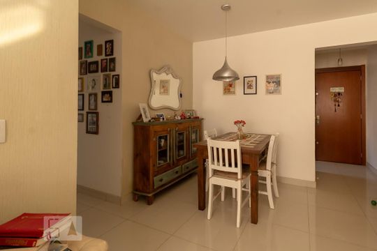 sala de apartamento à venda com 3 quartos, 69m² em Jardim Carvalho, Porto Alegre