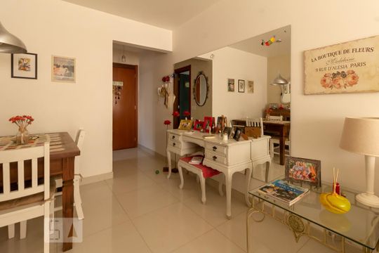sala de apartamento à venda com 3 quartos, 69m² em Jardim Carvalho, Porto Alegre
