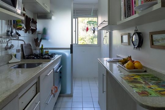 cozinha de apartamento à venda com 3 quartos, 69m² em Jardim Carvalho, Porto Alegre