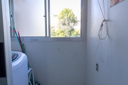 Área de Serviço de apartamento à venda com 3 quartos, 69m² em Jardim Carvalho, Porto Alegre
