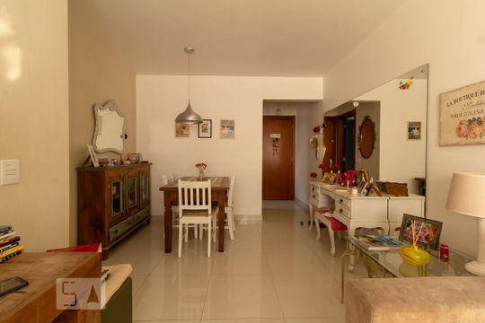 sala de apartamento à venda com 3 quartos, 69m² em Jardim Carvalho, Porto Alegre
