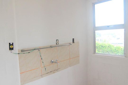 Cozinha de apartamento à venda com 2 quartos, 42m² em Estância Velha, Canoas