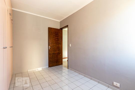 Quarto 1 de apartamento para alugar com 2 quartos, 92m² em Parque Paineiras, São Paulo