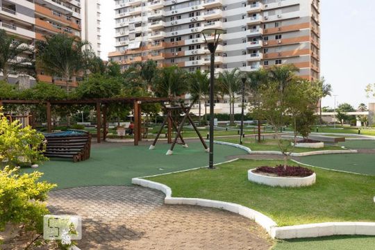 Área comum de apartamento para alugar com 3 quartos, 76m² em Pilares, Rio de Janeiro