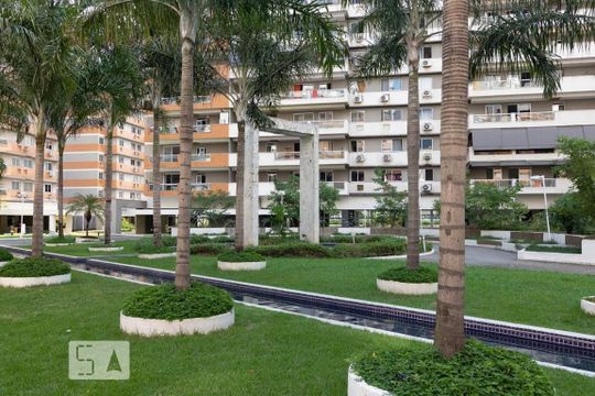 Área comum de apartamento para alugar com 3 quartos, 76m² em Pilares, Rio de Janeiro