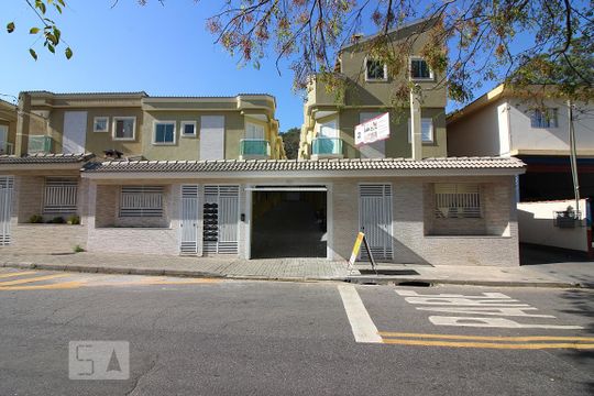 Fachada de casa à venda com 2 quartos, 120m² em Vila Principe de Gales, Santo André