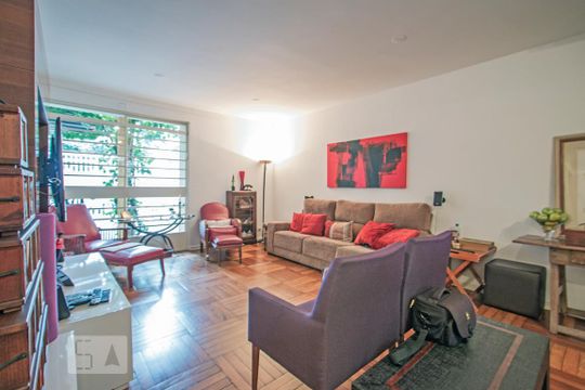 Sala de casa à venda com 3 quartos, 220m² em Brooklin, São Paulo