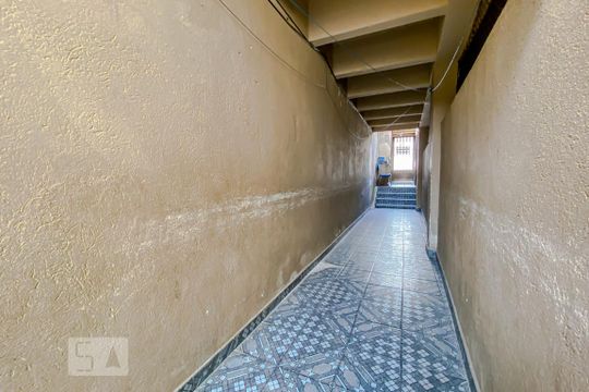 Corredor de casa para alugar com 1 quarto, 60m² em Chácara Belenzinho, São Paulo