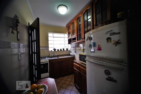 Cozinha de apartamento à venda com 2 quartos, 64m² em Rio Branco, Porto Alegre