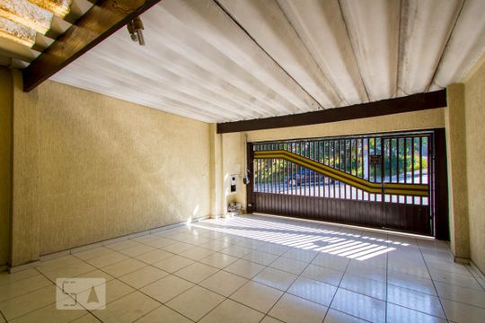 Garagem de casa à venda com 3 quartos, 180m² em Vila Curuçá, Santo André