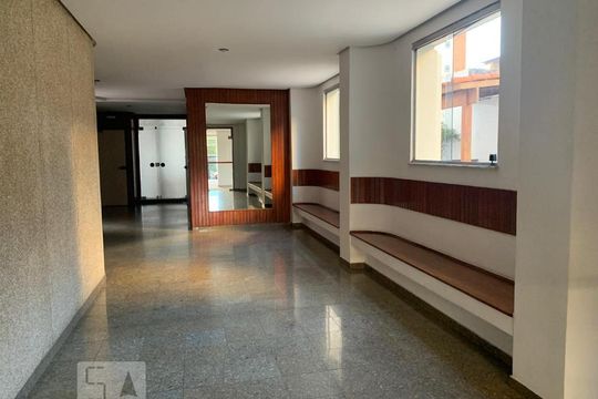 Hall de Entrada de apartamento para alugar com 3 quartos, 100m² em Vila Romana, São Paulo