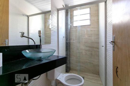 Banheiro de apartamento à venda com 2 quartos, 68m² em Juliana, Belo Horizonte