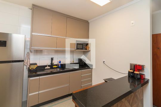 Cozinha de apartamento para alugar com 1 quarto, 52m² em Jardim Irajá, Ribeirão Preto
