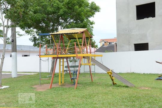 Área comum de casa de condomínio à venda com 2 quartos, 605m² em Mato Grande, Canoas