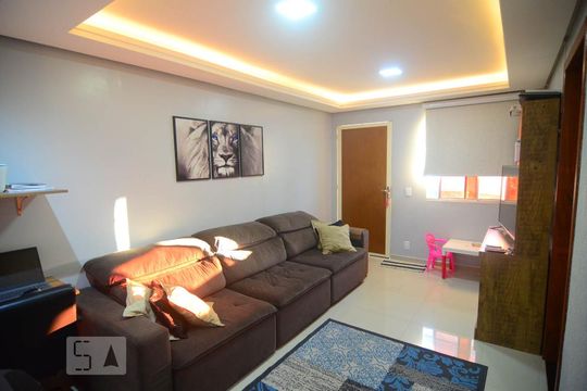 Sala de casa de condomínio à venda com 2 quartos, 605m² em Mato Grande, Canoas