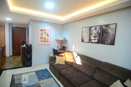 Sala de casa de condomínio à venda com 2 quartos, 605m² em Mato Grande, Canoas