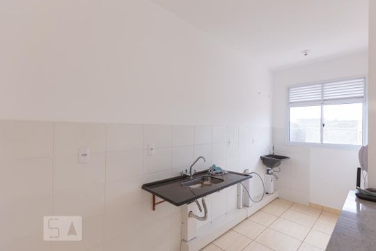 Cozinha de apartamento para alugar com 2 quartos, 48m² em Bomfim Paulista , Ribeirão Preto