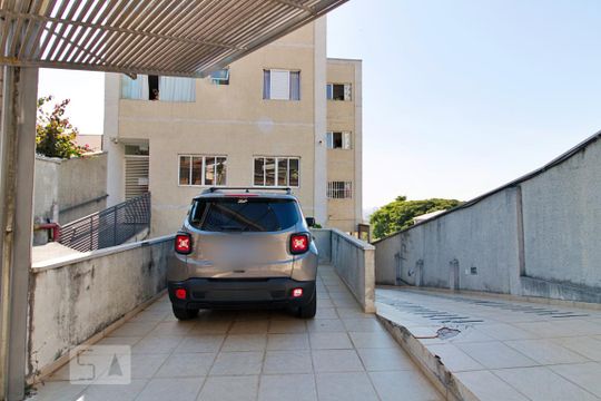 Garagem de apartamento à venda com 2 quartos, 49m² em Parque Albina, Taboão da Serra