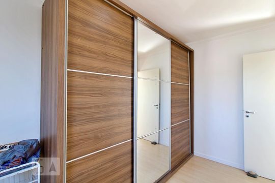 Quarto 1 de apartamento à venda com 2 quartos, 49m² em Parque Albina, Taboão da Serra