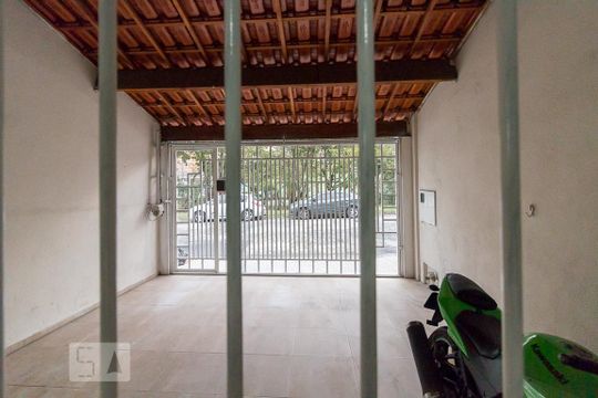 Vista sala de casa para alugar com 2 quartos, 125m² em Jardim City, Guarulhos