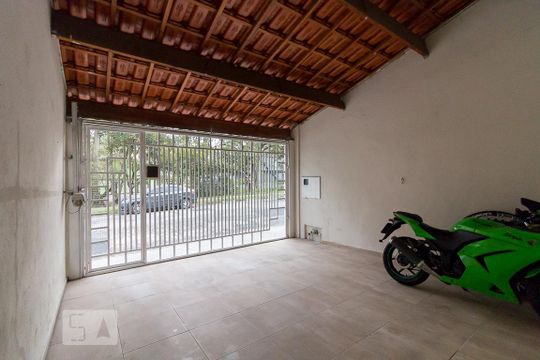 Garagem de casa para alugar com 2 quartos, 125m² em Jardim City, Guarulhos