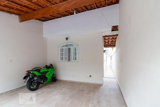 Fachada da casa de casa para alugar com 2 quartos, 125m² em Jardim City, Guarulhos