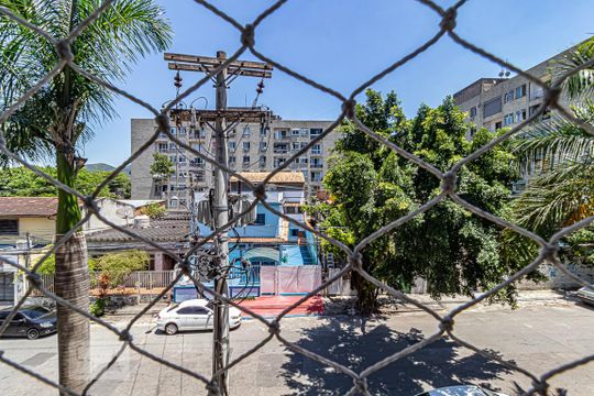 Vista do Quarto 2 de apartamento à venda com 2 quartos, 60m² em Taquara, Rio de Janeiro