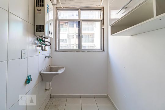Área de Serviço de apartamento à venda com 2 quartos, 60m² em Taquara, Rio de Janeiro