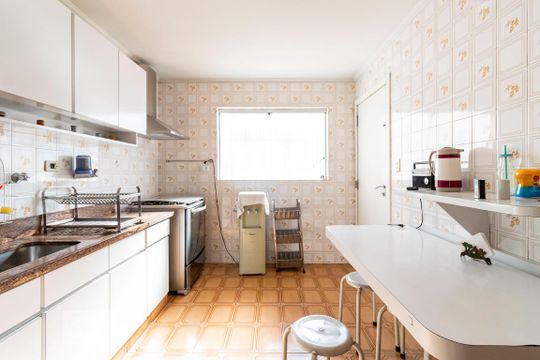 1o. Andar - Cozinha de casa à venda com 4 quartos, 283m² em Bosque da Saúde, São Paulo
