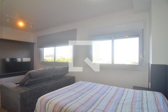 Dormitório de apartamento à venda com 1 quarto, 38m² em Marechal Rondon, Canoas